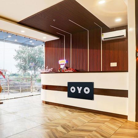Hotel O Dev Paradise Gokul Luaran gambar
