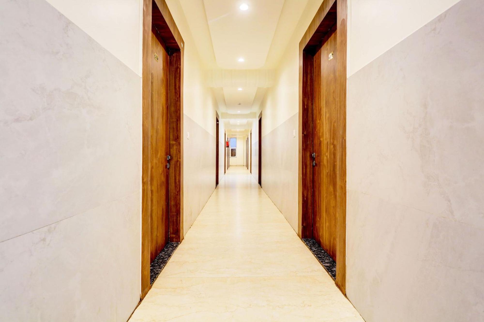 Hotel O Dev Paradise Gokul Luaran gambar