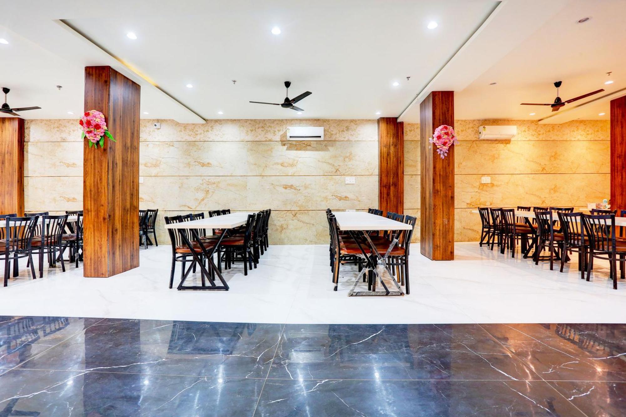 Hotel O Dev Paradise Gokul Luaran gambar