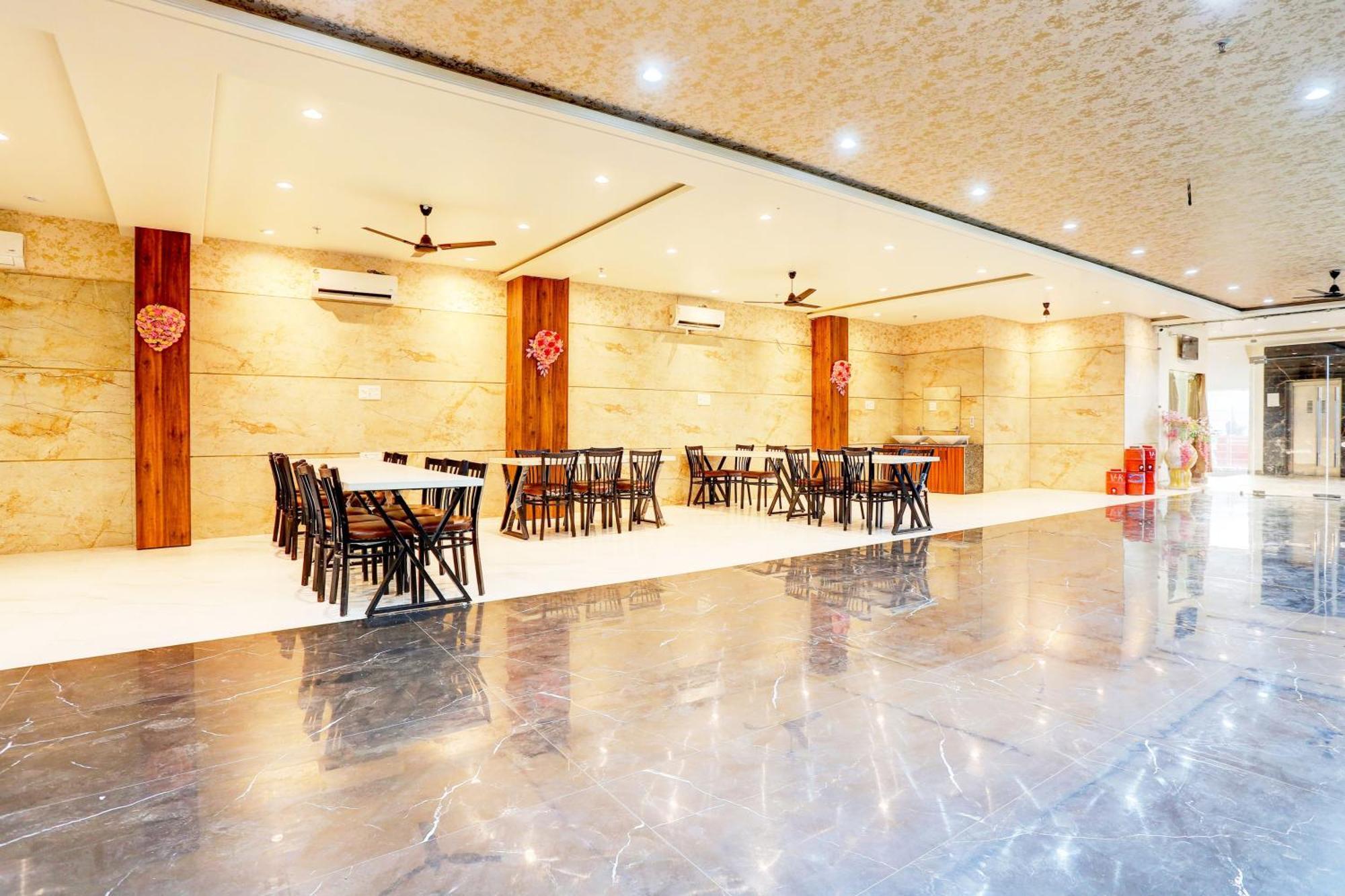 Hotel O Dev Paradise Gokul Luaran gambar