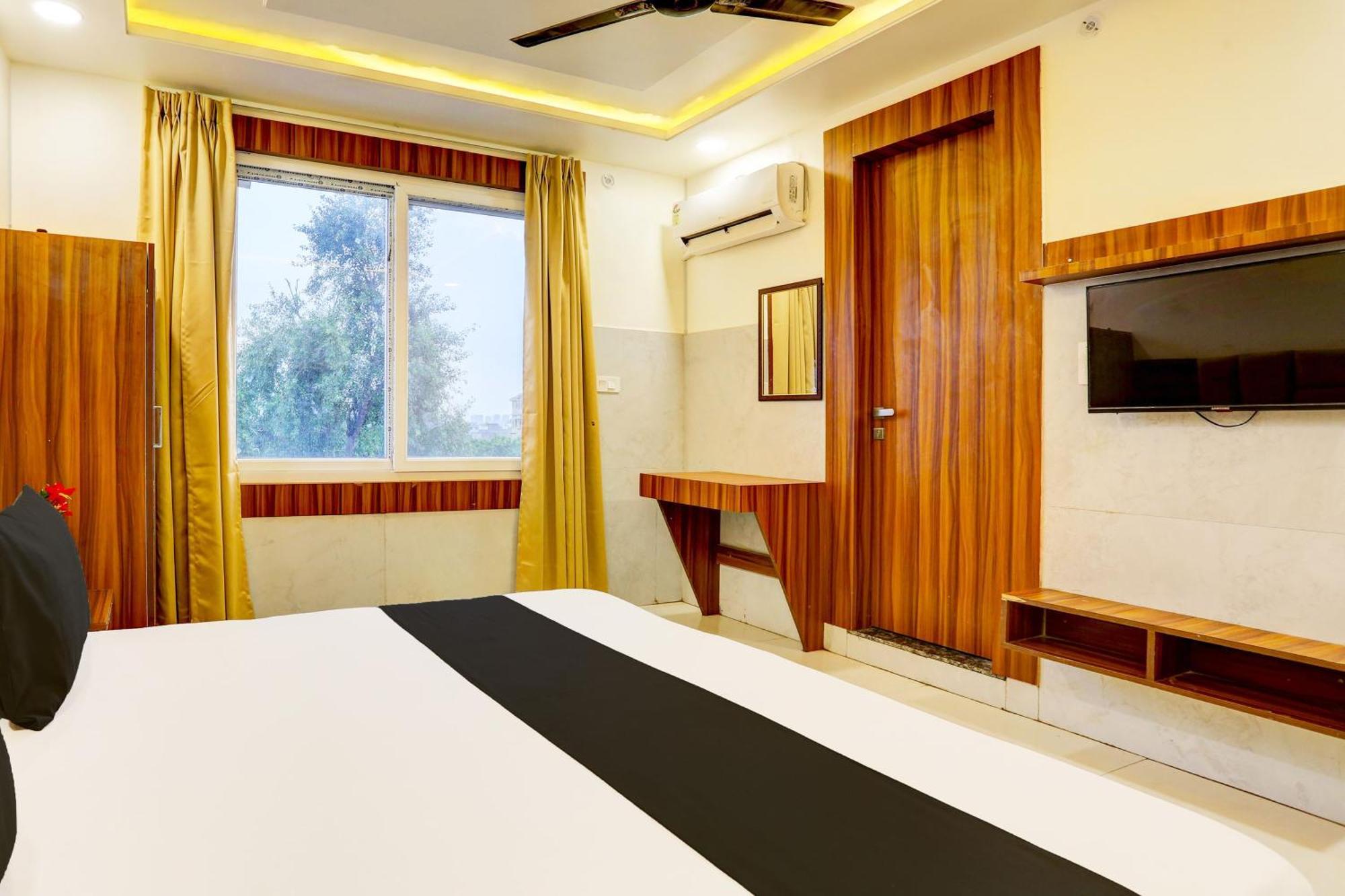Hotel O Dev Paradise Gokul Luaran gambar